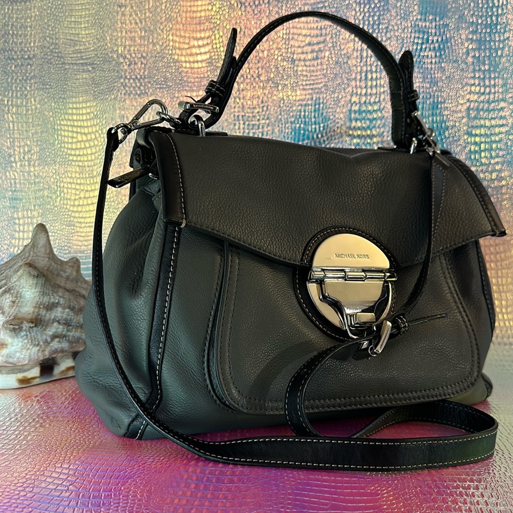 Micheal kors Crossbody bag with Dust bag